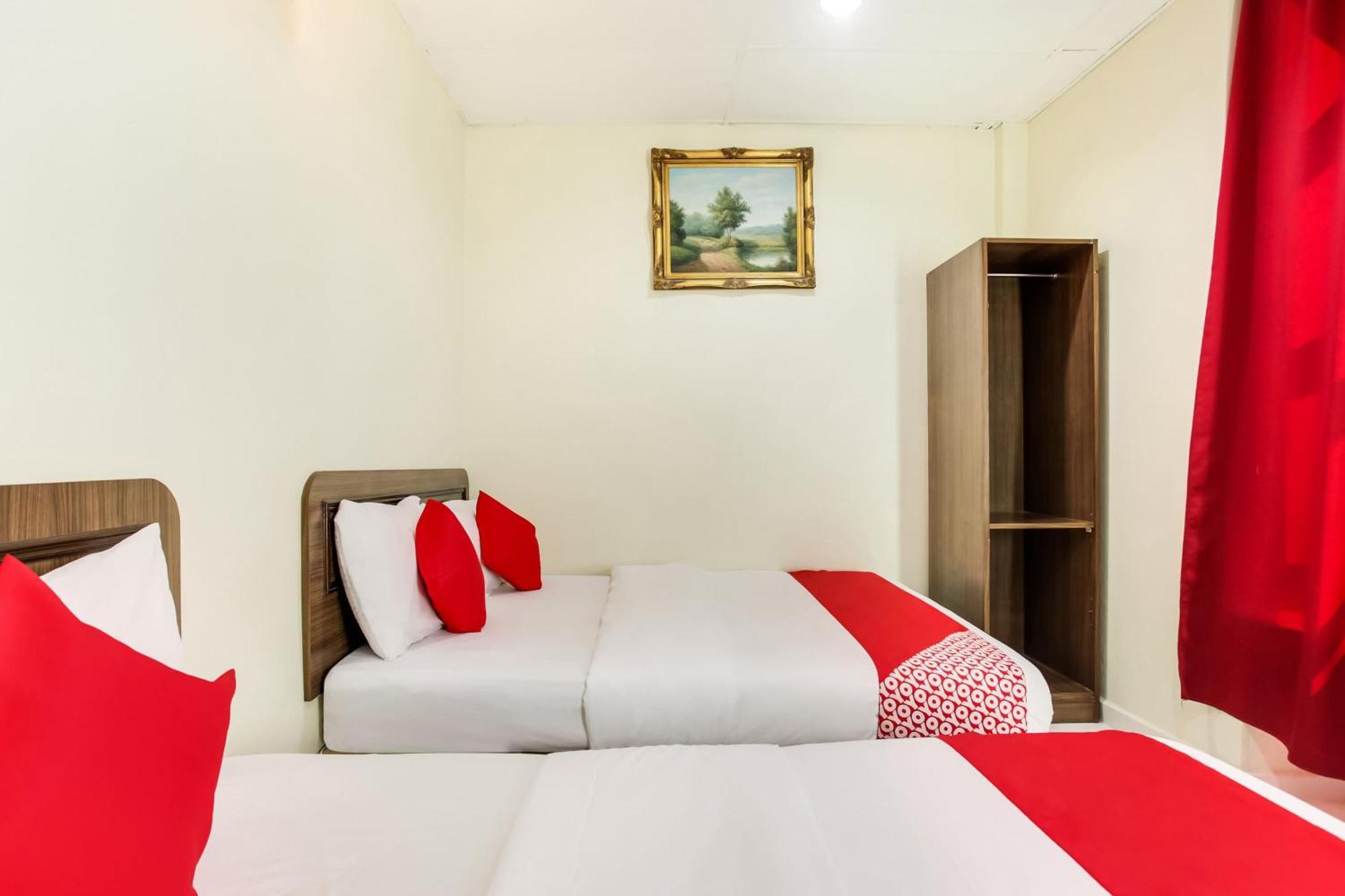 Super Oyo 89427 Kavanas Hotel Taiping Bagian luar foto