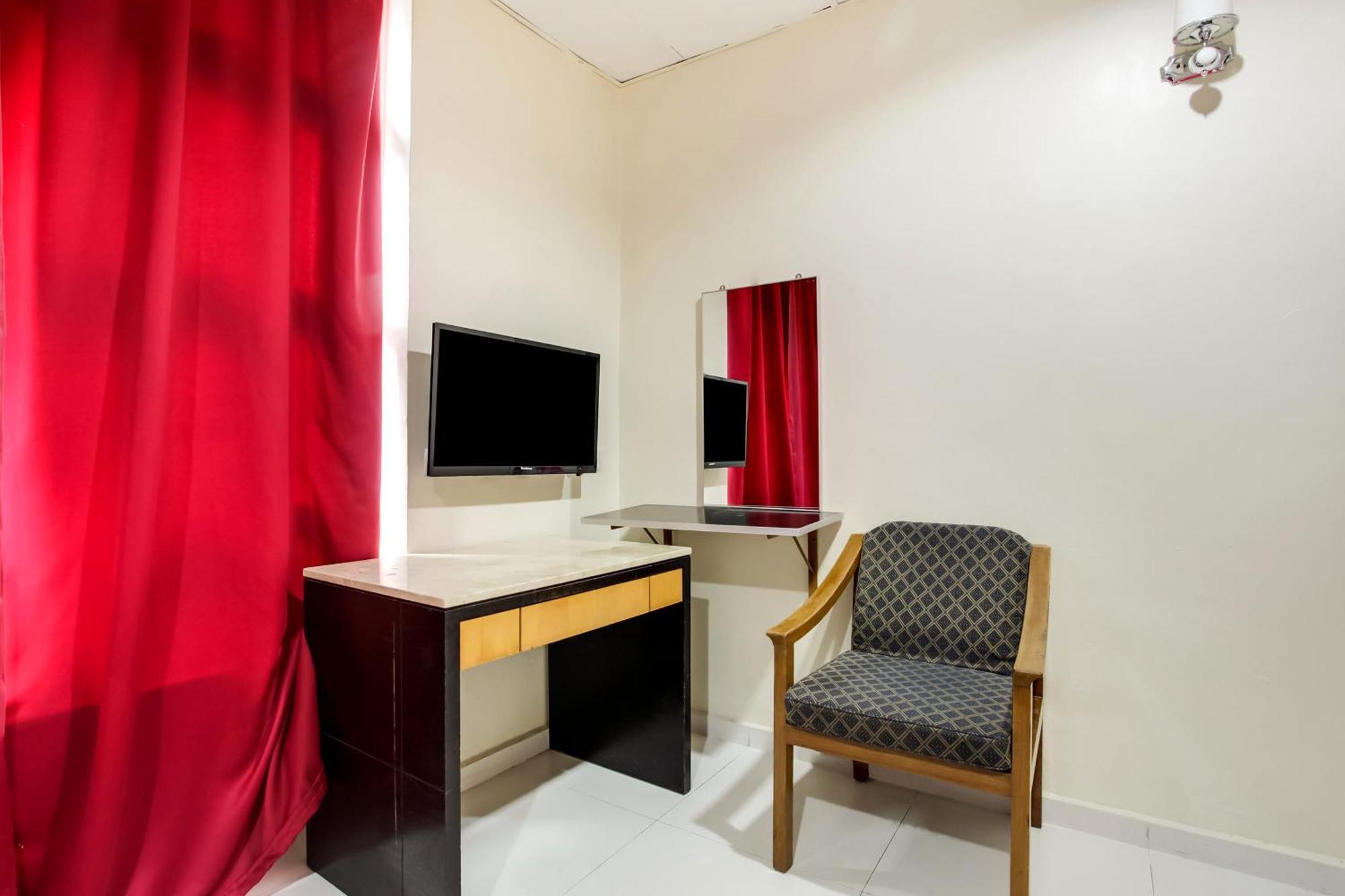 Super Oyo 89427 Kavanas Hotel Taiping Bagian luar foto