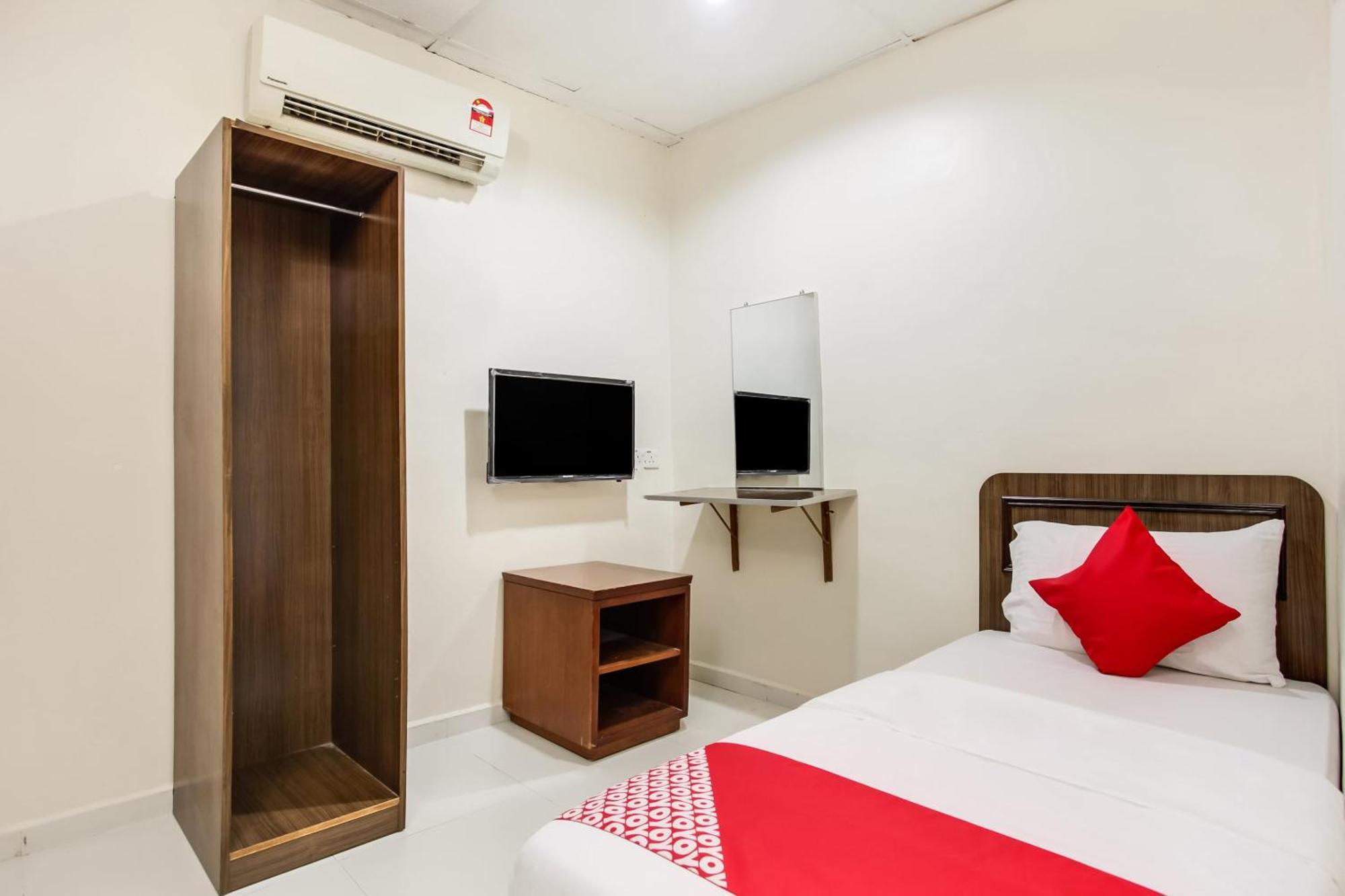 Super Oyo 89427 Kavanas Hotel Taiping Bagian luar foto